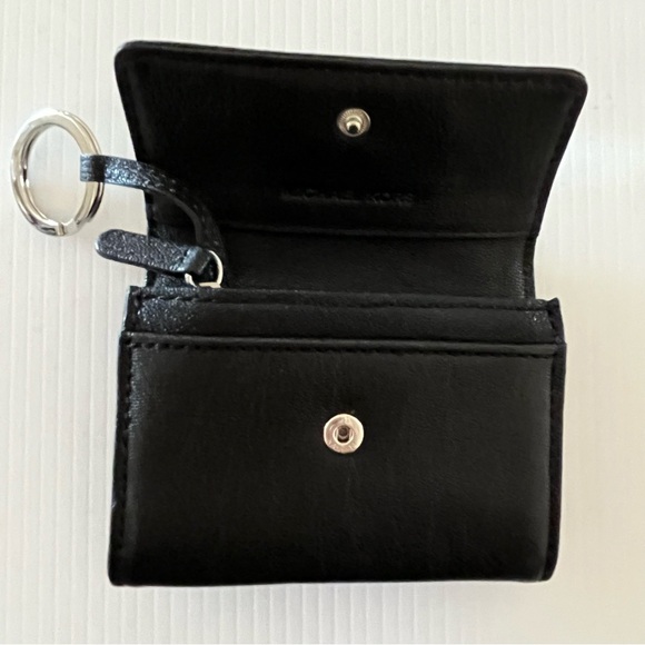RARE Vintage Michael Kors Black Leather Silver Tone Mini Flap Wallet w/Key Ring - Picture 3 of 12